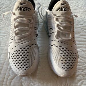 Women's Nike Airmax 27c sneakers